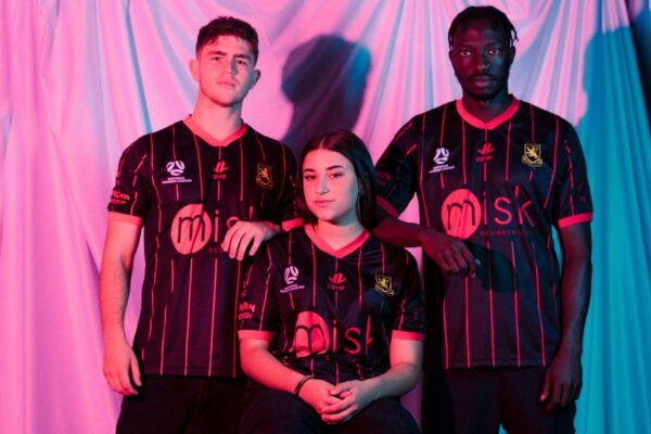 Preston Lions Third Kit